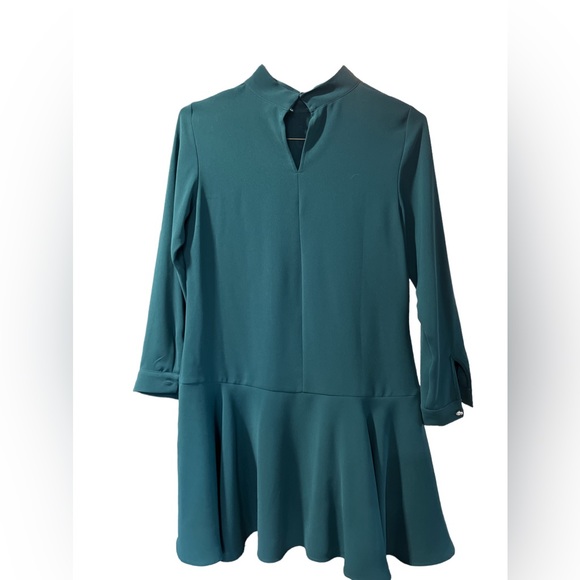 Zara XS green long sleeved dress EUC P2P-18.5in - Picture 2 of 8